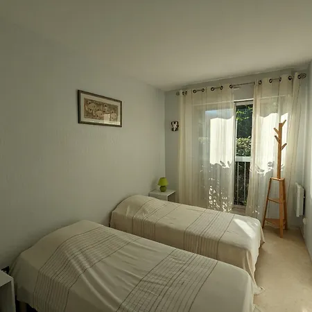 Centre - Joli T3 Confort - 4 Personnes - Balcons - Parking Securise - Fr-1-420-34 Apartamento